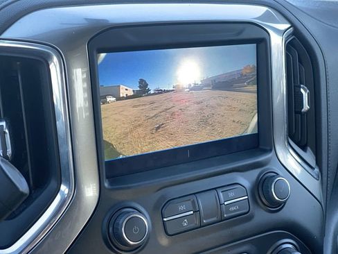 Used 2023 Chevrolet Silverado 3500 LT image 12