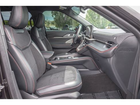 Used 2025 Ford Explorer ST w/ Sun And Sound Package AWD/4WD image 11