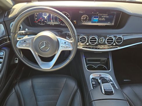 Used 2020 Mercedes-Benz S 560 Sedan image 14
