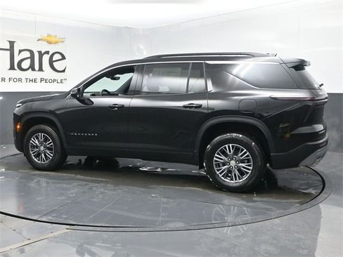 New 2026 Chevrolet Traverse LT w/ Driver Confidence Package image 31