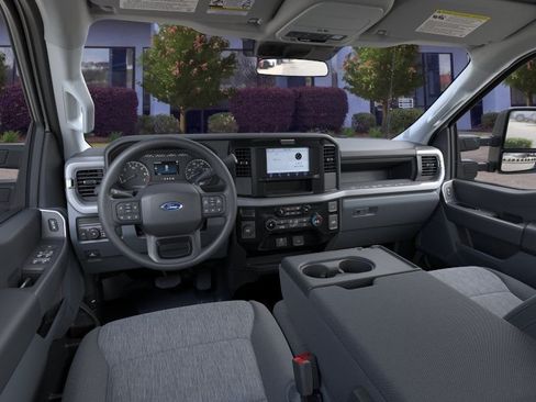 New 2026 Ford F250 XL w/ 360-Degree Camera Package RWD image 31