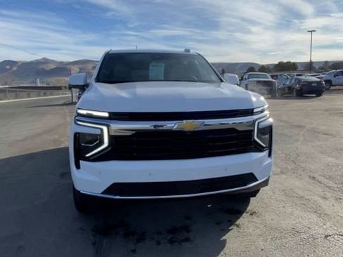 New 2026 Chevrolet Tahoe LS w/ Max Trailering Package AWD/4WD image 3