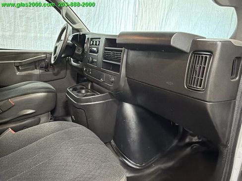 Used 2019 Chevrolet Express 2500 w/ Driver Convenience Package RWD image 5