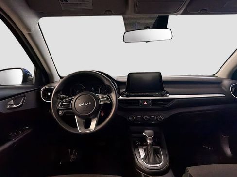 Used 2024 Kia Forte LXS w/ LXS Technology Package FWD image 21