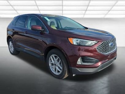 Used 2023 Ford Edge SEL w/ Convenience Package