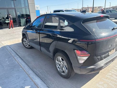 Used 2024 Hyundai Kona SE AWD/4WD image 5