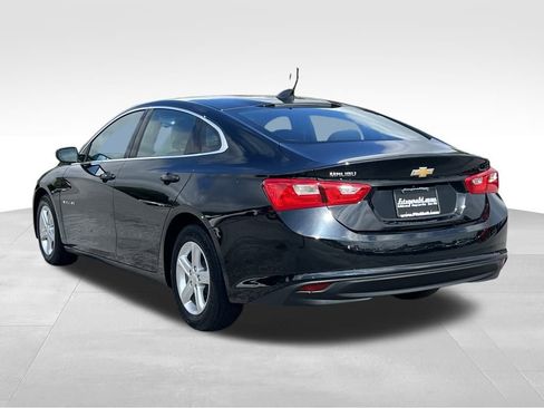 Used 2023 Chevrolet Malibu LS image 8
