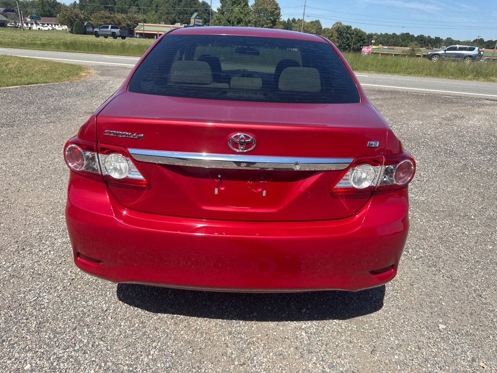 Used 2012 Toyota Corolla LE FWD image 8