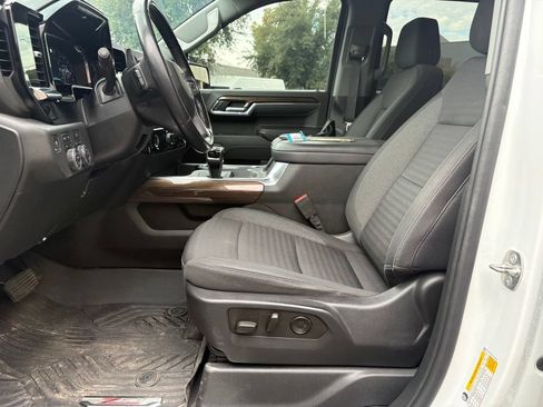 Used 2023 Chevrolet Silverado 1500 RST w/ Z71 Off-Road Package AWD/4WD image 10