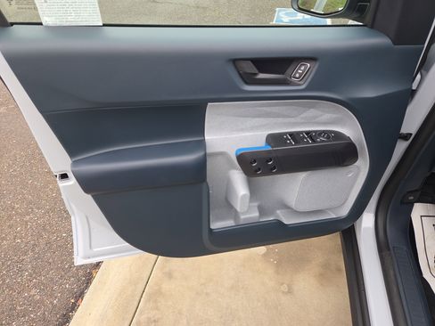 New 2026 Ford Maverick XLT w/ XLT Luxury Package image 11