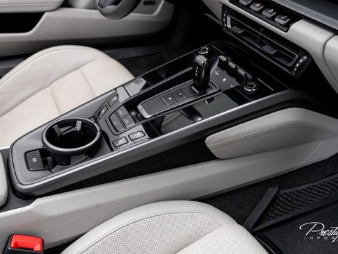 Used 2021 Porsche 911 Carrera image 43