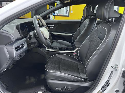Used 2025 Kia K4 GT-Line image 15