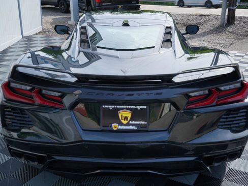 Used 2024 Chevrolet Corvette Stingray Preferred Cpe w/ Z51 Performance Package RWD image 7