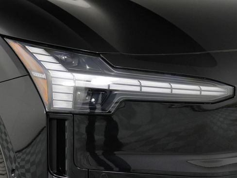 New 2026 Volvo EX30 Ultra image 13
