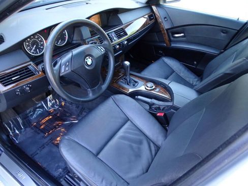 Used 2007 BMW 530xi Wagon AWD/4WD image 31