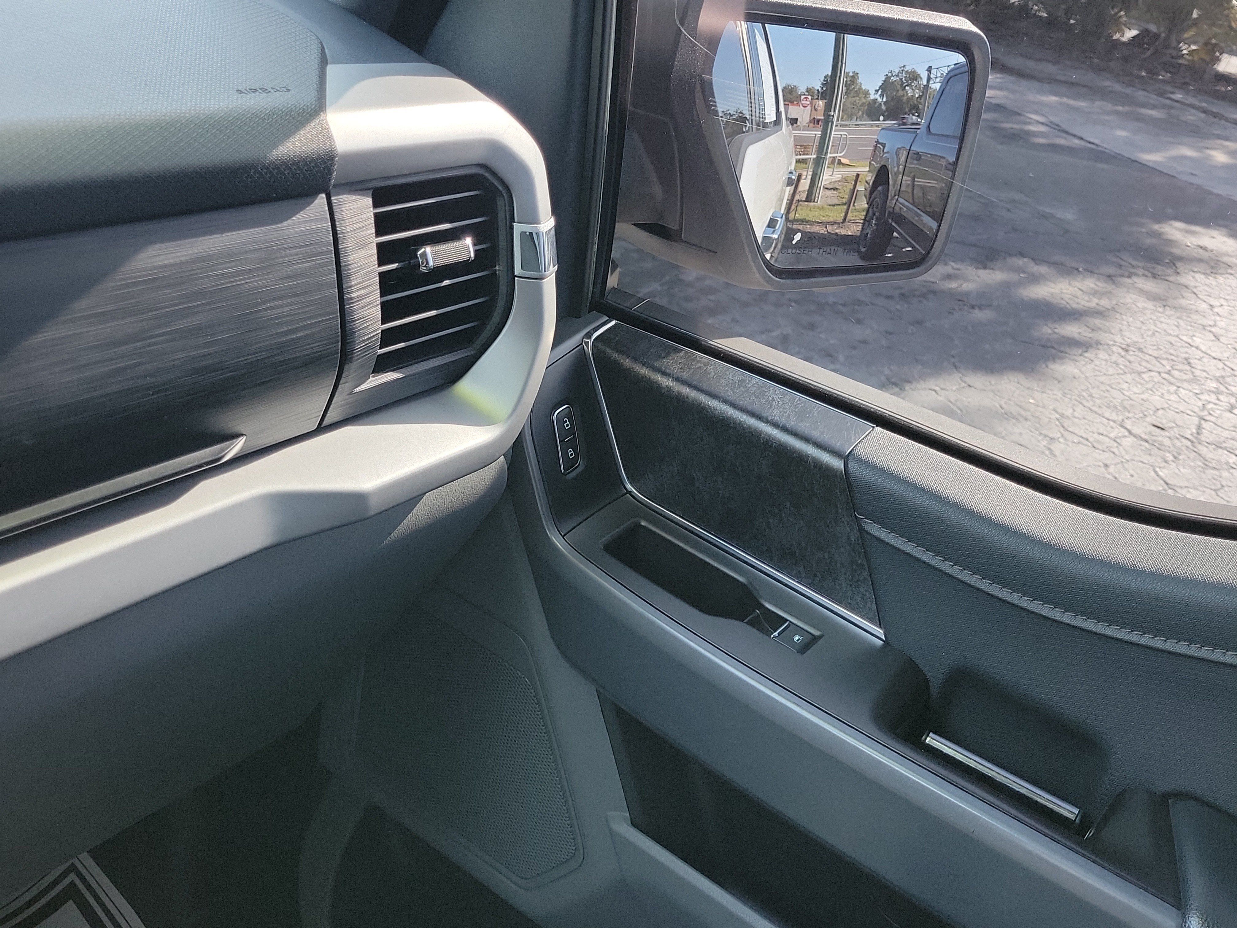 Used 2022 Ford F150 XLT w/ Equipment Group 302A High AWD/4WD image 27