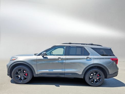 Used 2022 Ford Explorer ST w/ Equipment Group 401A AWD/4WD image 2