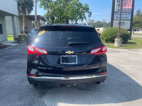 Used 2020 Chevrolet Equinox Premier w/ LPO, Floor Liner Package FWD image 6