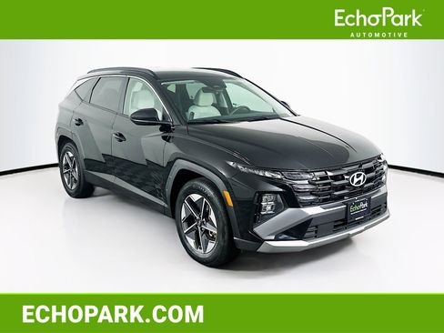 Used 2025 Hyundai Tucson SEL FWD image 1