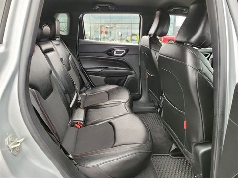 Used 2024 Jeep Compass Trailhawk image 16