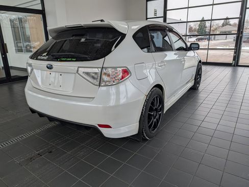 Used 2009 Subaru Impreza WRX Hatchback image 2
