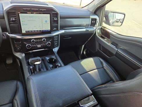 Used 2021 Ford F150 Lariat image 12