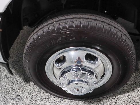 Used 2023 RAM 3500 SLT w/ Quick Order Package 2YG SLT image 11