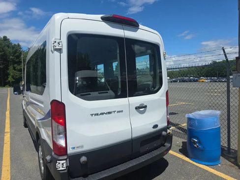 Used 2018 Ford Transit 350 XL RWD image 4