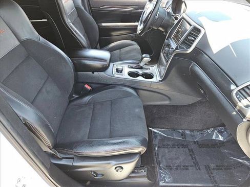 Used 2018 Jeep Grand Cherokee Trailhawk AWD/4WD image 26