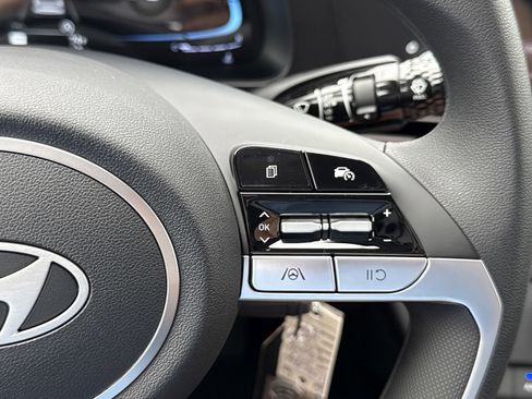 New 2026 Hyundai Elantra SE FWD image 20