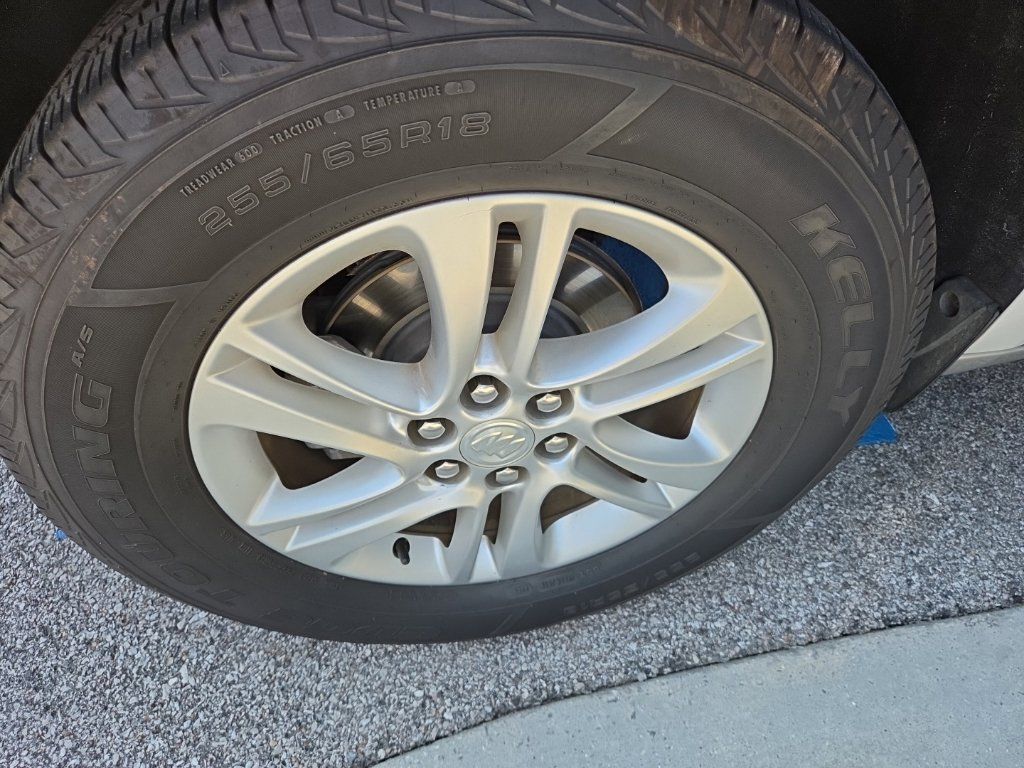 Used 2019 Buick Enclave Essence FWD image 10