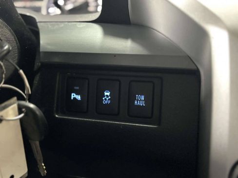 Used 2015 Toyota Tundra Platinum AWD/4WD image 34