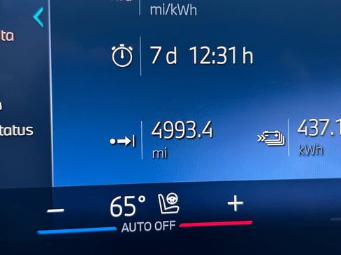 Used 2026 BMW i5 eDrive40 w/ Premium Package RWD image 47