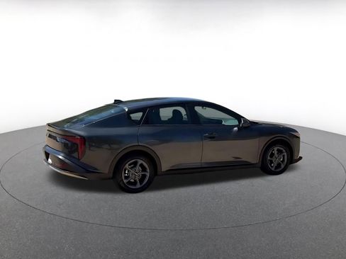 Used 2025 Kia K4 LXS image 15