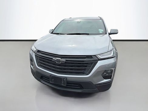 Used 2023 Chevrolet Traverse LT AWD/4WD image 2