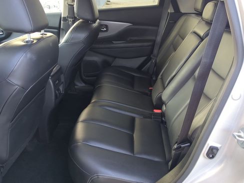 Used 2023 Nissan Murano SV image 26