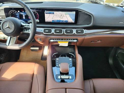 New 2026 Mercedes-Benz GLS 450 4MATIC image 14
