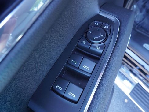 New 2026 GMC Sierra 1500 SLT w/ SLT Convenience Package image 16