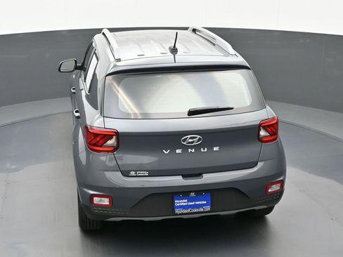 Certified 2024 Hyundai Venue SEL FWD image 37