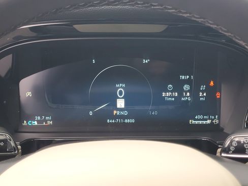 New 2026 Lincoln Corsair Premiere image 19