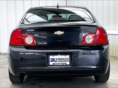 Used 2011 Chevrolet Malibu LS FWD image 4