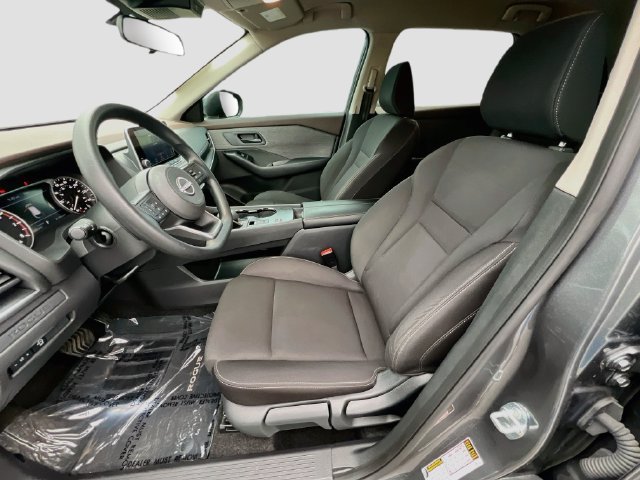 Used 2023 Nissan Rogue S FWD image 16