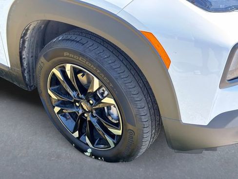 Used 2023 Chevrolet TrailBlazer LT FWD image 5