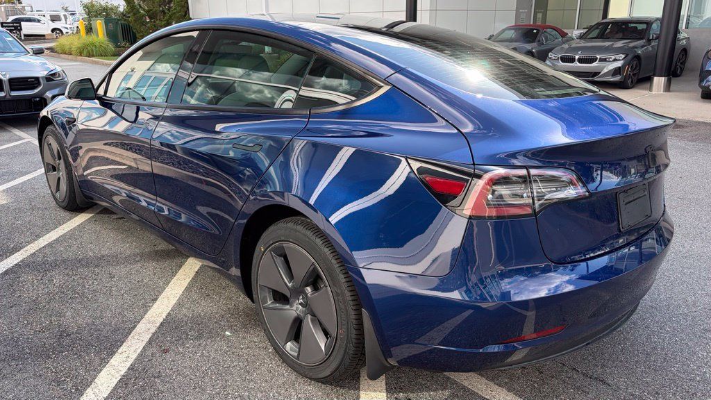 Used 2023 Tesla Model 3 Standard Range RWD image 2