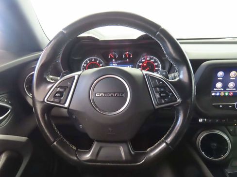Used 2023 Chevrolet Camaro LT RWD image 9