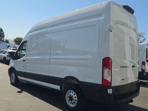 Used 2026 Ford Transit 250 148 High Roof AWD w/ Exterior Upgrade Package image 3