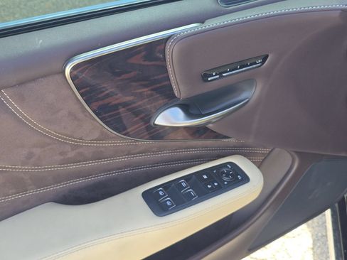 Used 2018 Lexus LS 500 AWD w/ Luxury Package image 27
