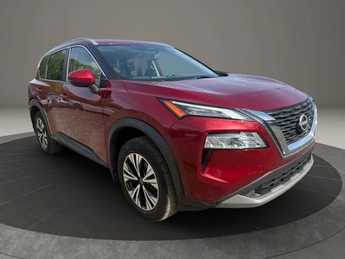Used 2022 Nissan Rogue SV w/ SV Premium Package AWD/4WD image 3