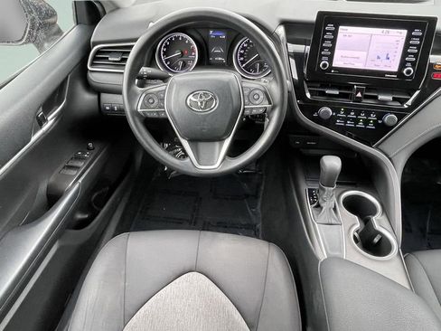 Used 2021 Toyota Camry LE image 18