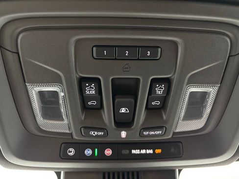 New 2025 GMC Sierra 2500 Denali w/ Denali Reserve Package image 35